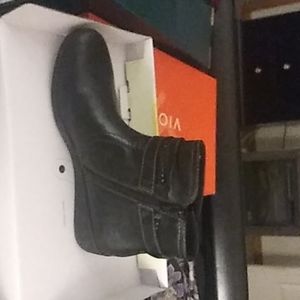 Brand new never worn Jane Zula Ankle Boots
